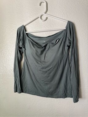 Klassy Network Long Sleeve Scoop Neck Top - Sage
